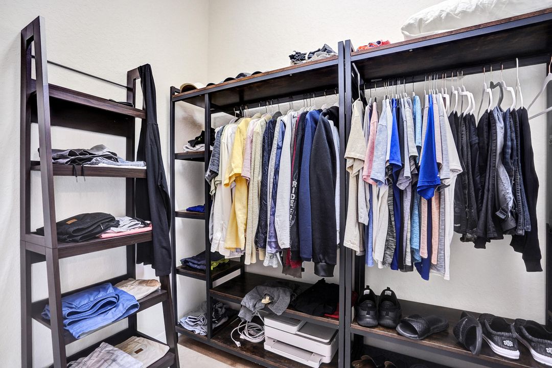 En Venta: $798,000 (3 camas, 2 baños, 2074 Pies cuadrados)