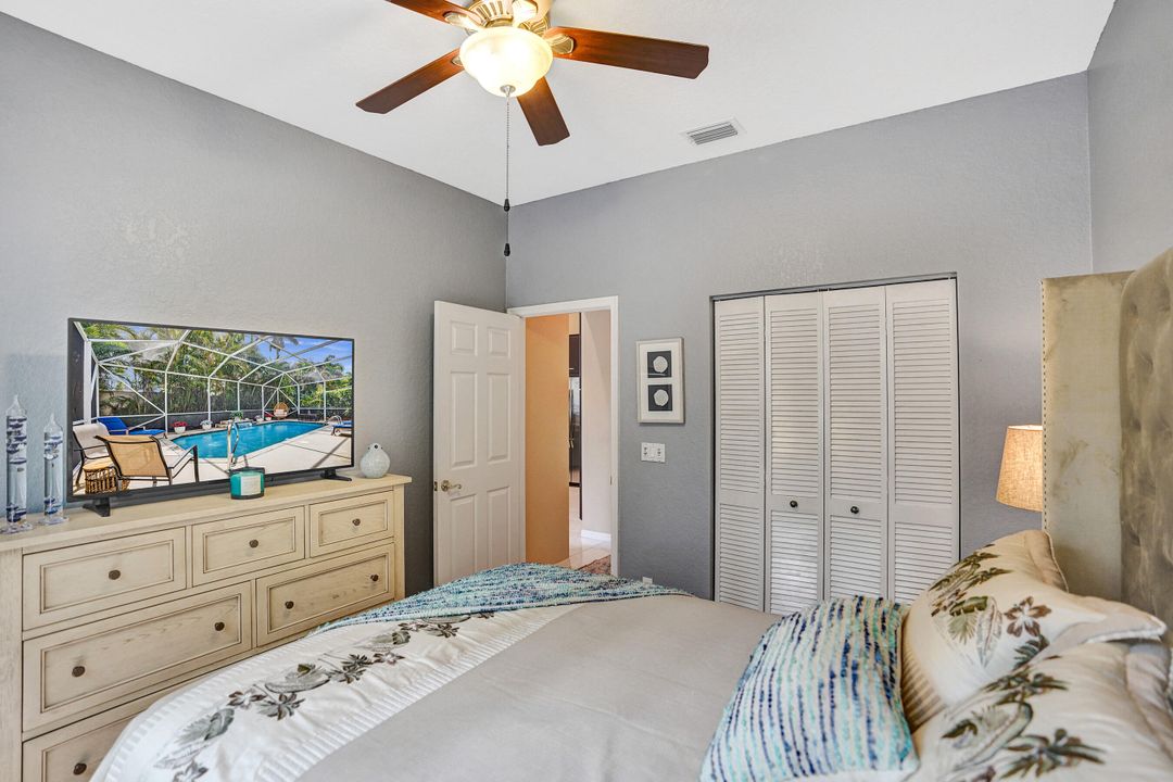 En Venta: $798,000 (3 camas, 2 baños, 2074 Pies cuadrados)