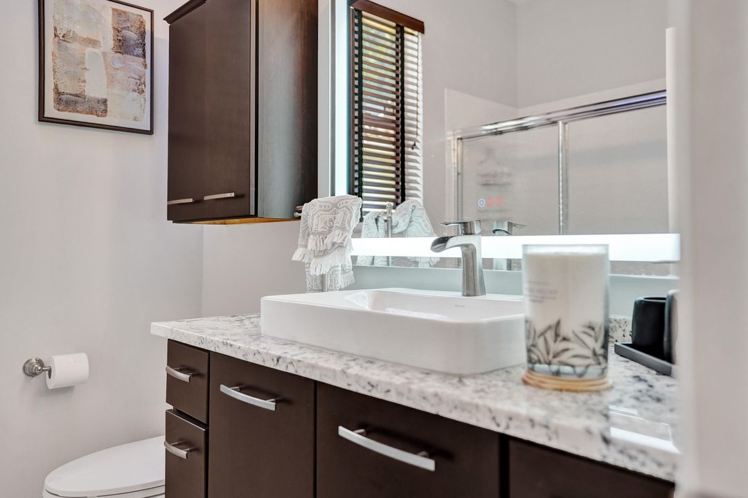 En Venta: $798,000 (3 camas, 2 baños, 2074 Pies cuadrados)