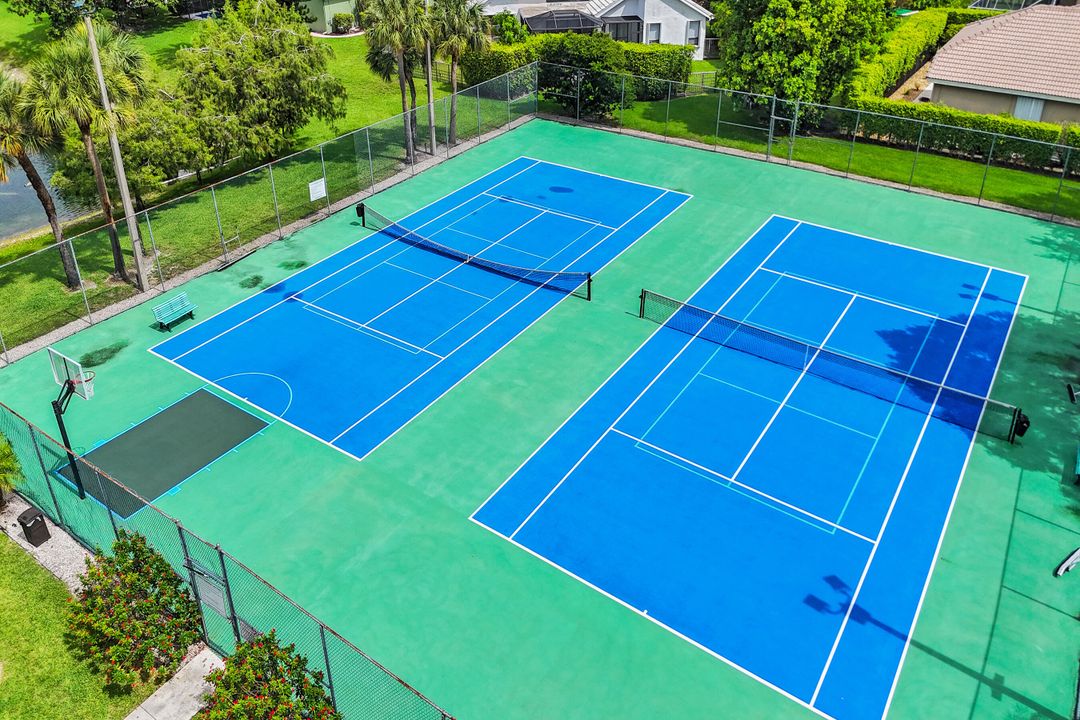 En Venta: $798,000 (3 camas, 2 baños, 2074 Pies cuadrados)