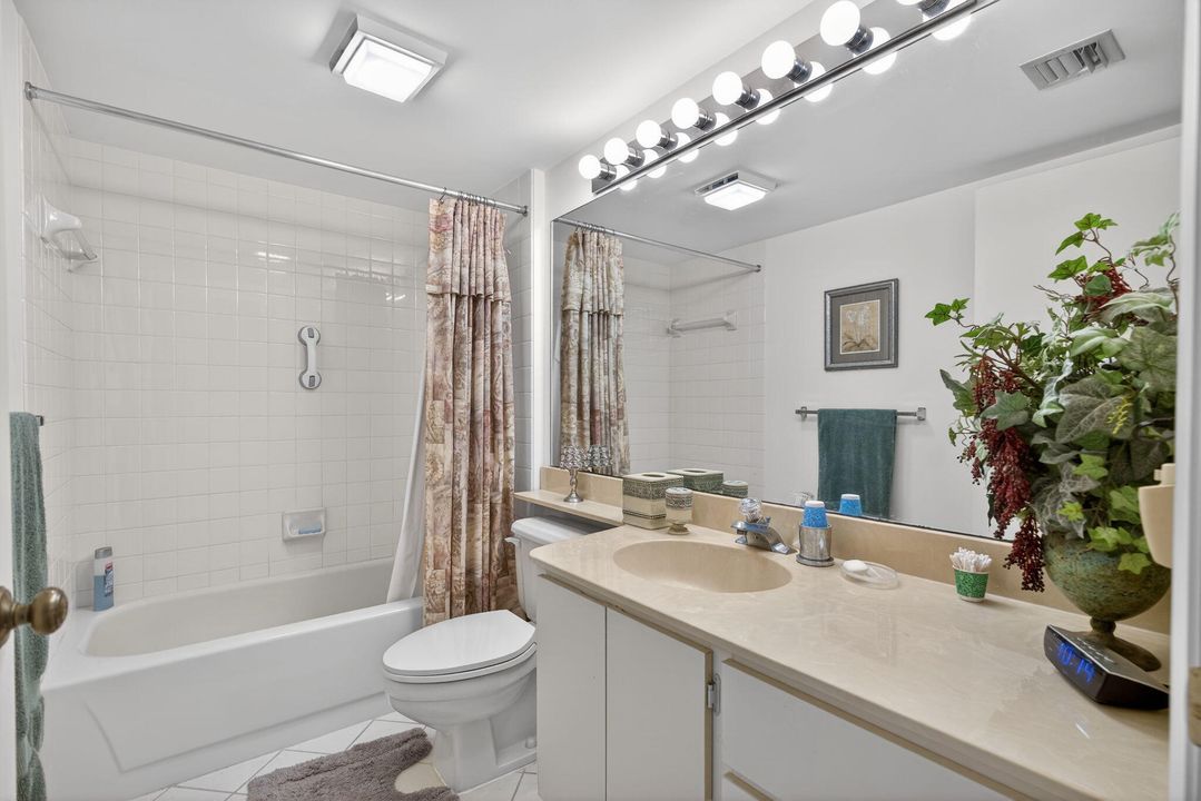 For Sale: $210,000 (2 beds, 2 baths, 1437 Square Feet)