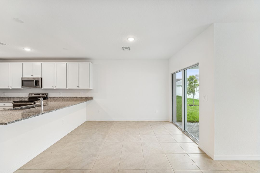 For Sale: $329,995 (4 beds, 2 baths, 1609 Square Feet)