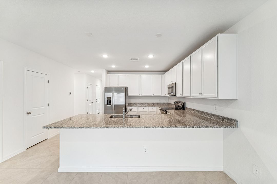 For Sale: $329,995 (4 beds, 2 baths, 1609 Square Feet)