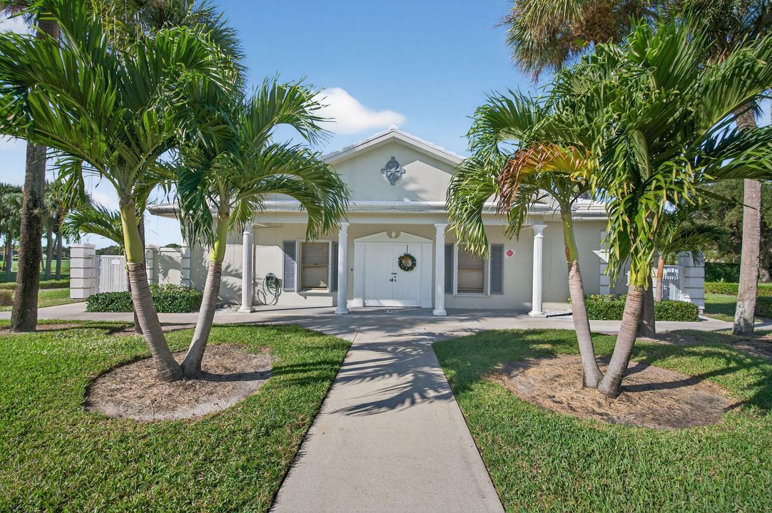 For Sale: $210,000 (2 beds, 2 baths, 1437 Square Feet)