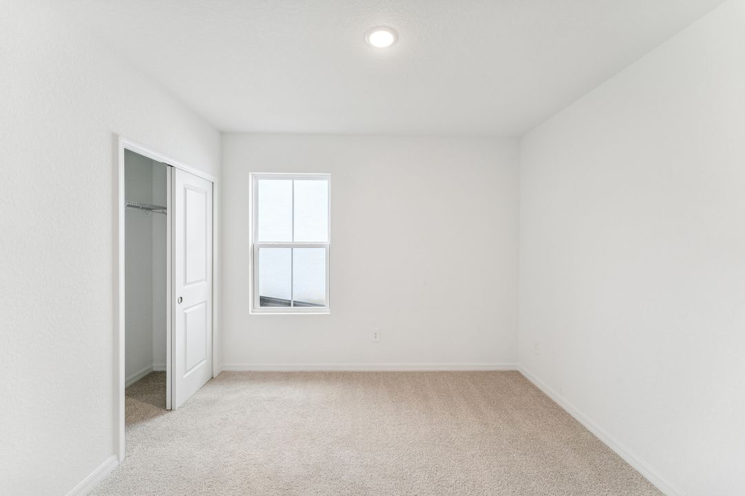 For Sale: $329,995 (4 beds, 2 baths, 1609 Square Feet)