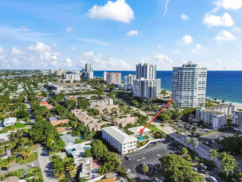 На продажу: $324,999 (2 спален, 1 ванн, 899 Квадратных фут)