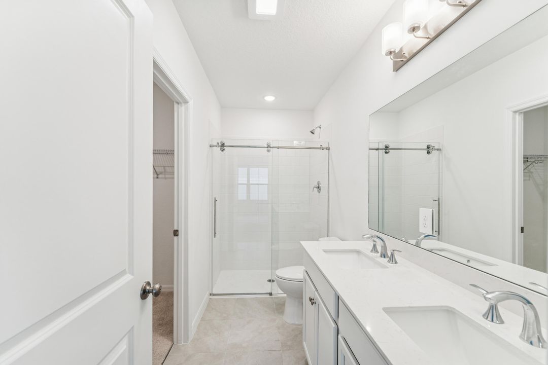 For Sale: $329,995 (4 beds, 2 baths, 1609 Square Feet)