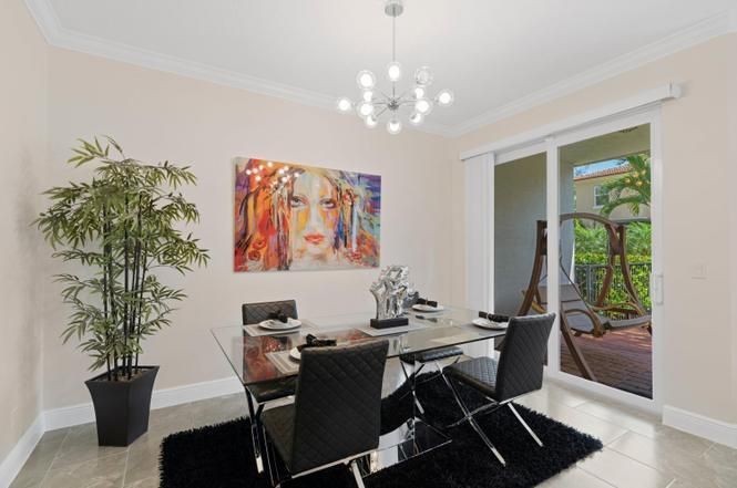 For Sale: $499,950 (3 beds, 2 baths, 2278 Square Feet)