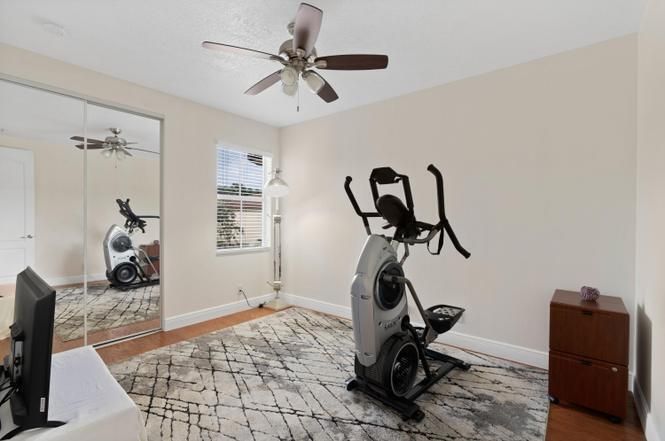 For Sale: $499,950 (3 beds, 2 baths, 2278 Square Feet)