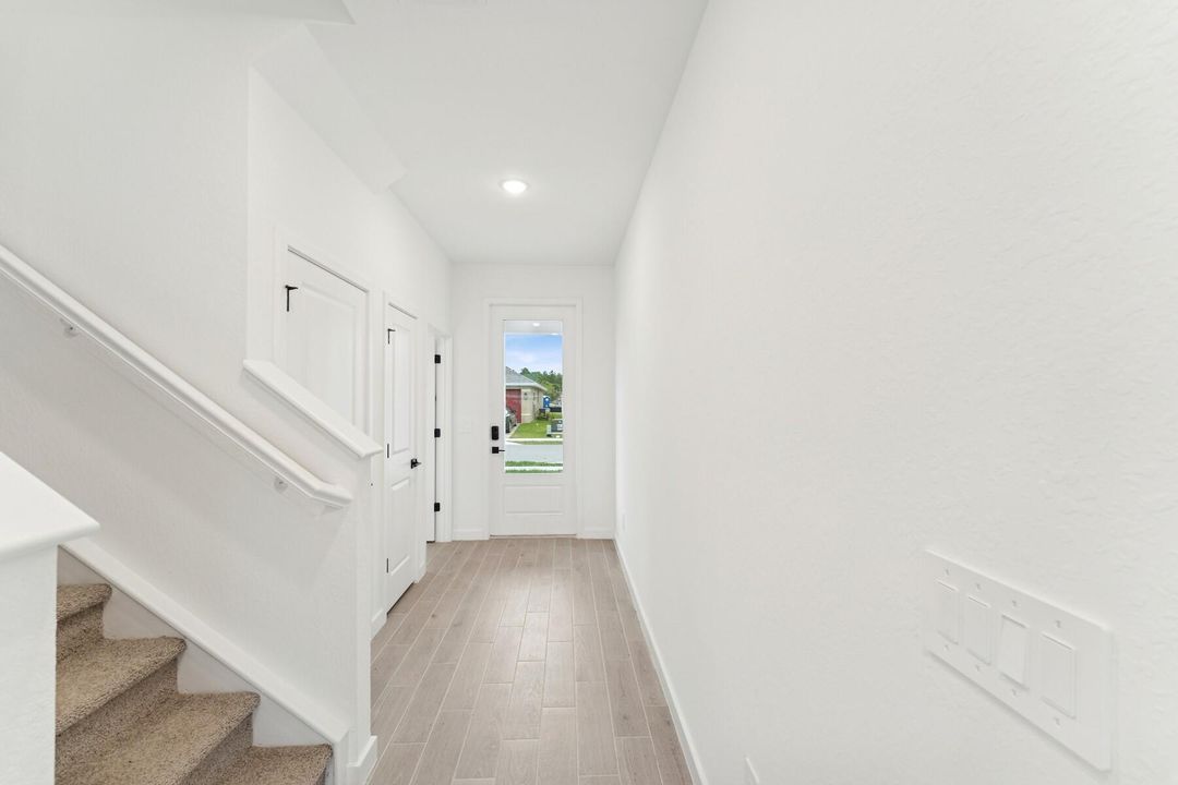 For Sale: $379,995 (3 beds, 2 baths, 1985 Square Feet)