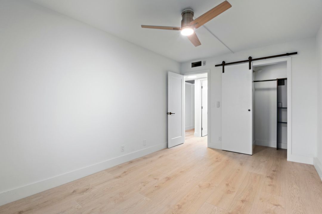 待售: $250,000 (2 贝兹, 2 浴室, 860 平方英尺)