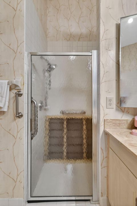 For Sale: $315,000 (2 beds, 2 baths, 1657 Square Feet)