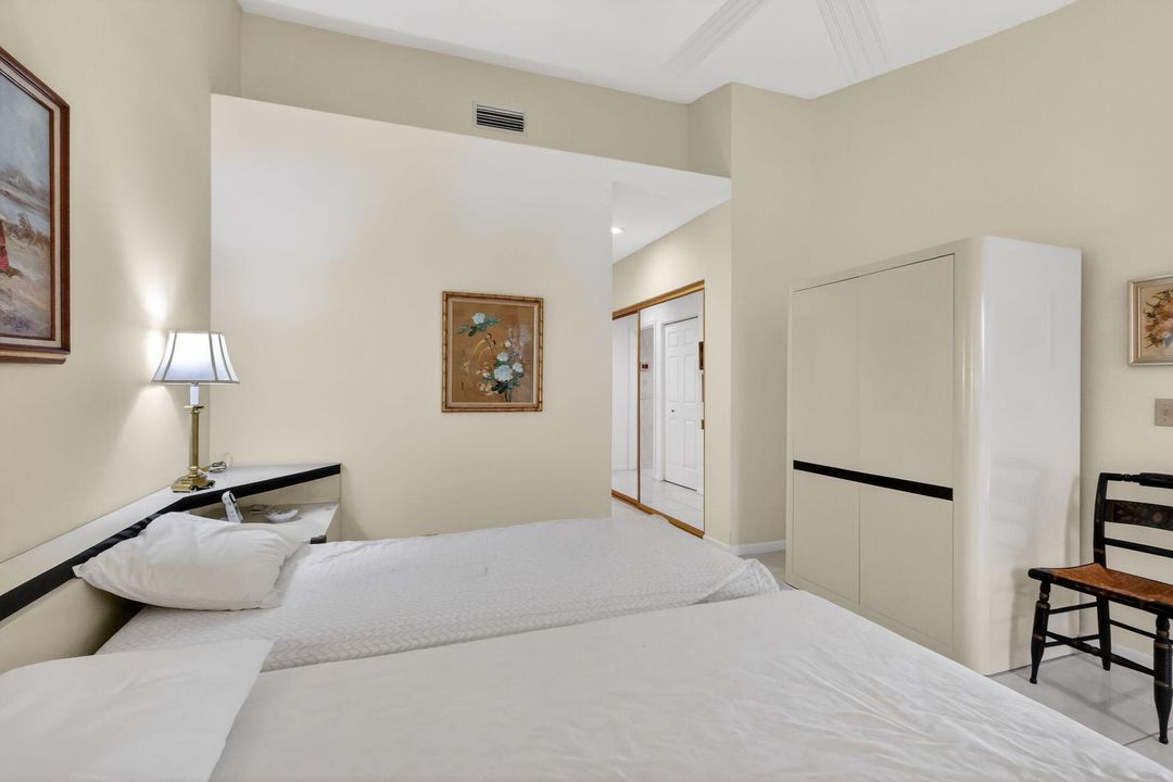 For Sale: $315,000 (2 beds, 2 baths, 1657 Square Feet)