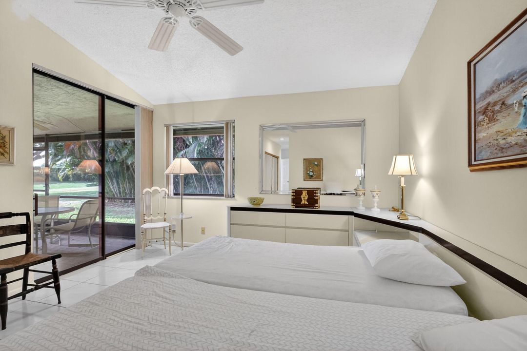 For Sale: $315,000 (2 beds, 2 baths, 1657 Square Feet)