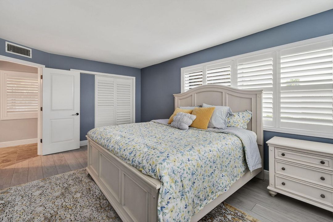 For Rent: $6,000 (2 beds, 2 baths, 2011 Square Feet)