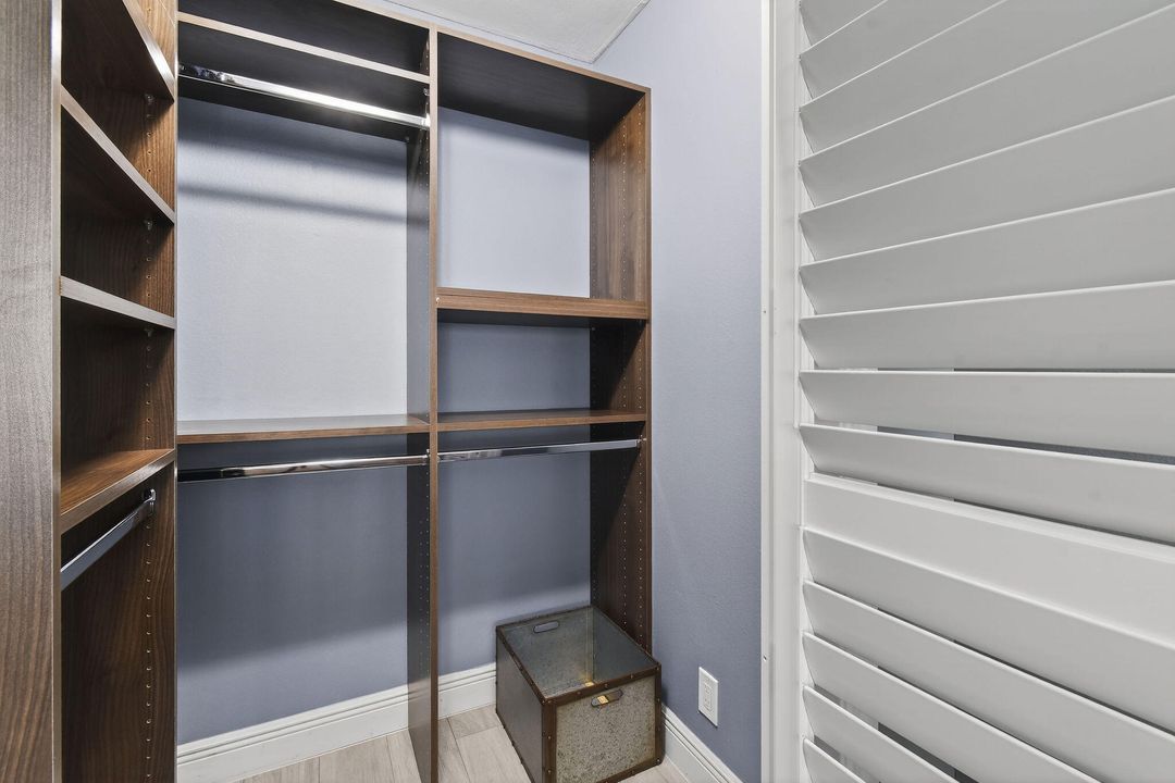 For Rent: $6,000 (2 beds, 2 baths, 2011 Square Feet)