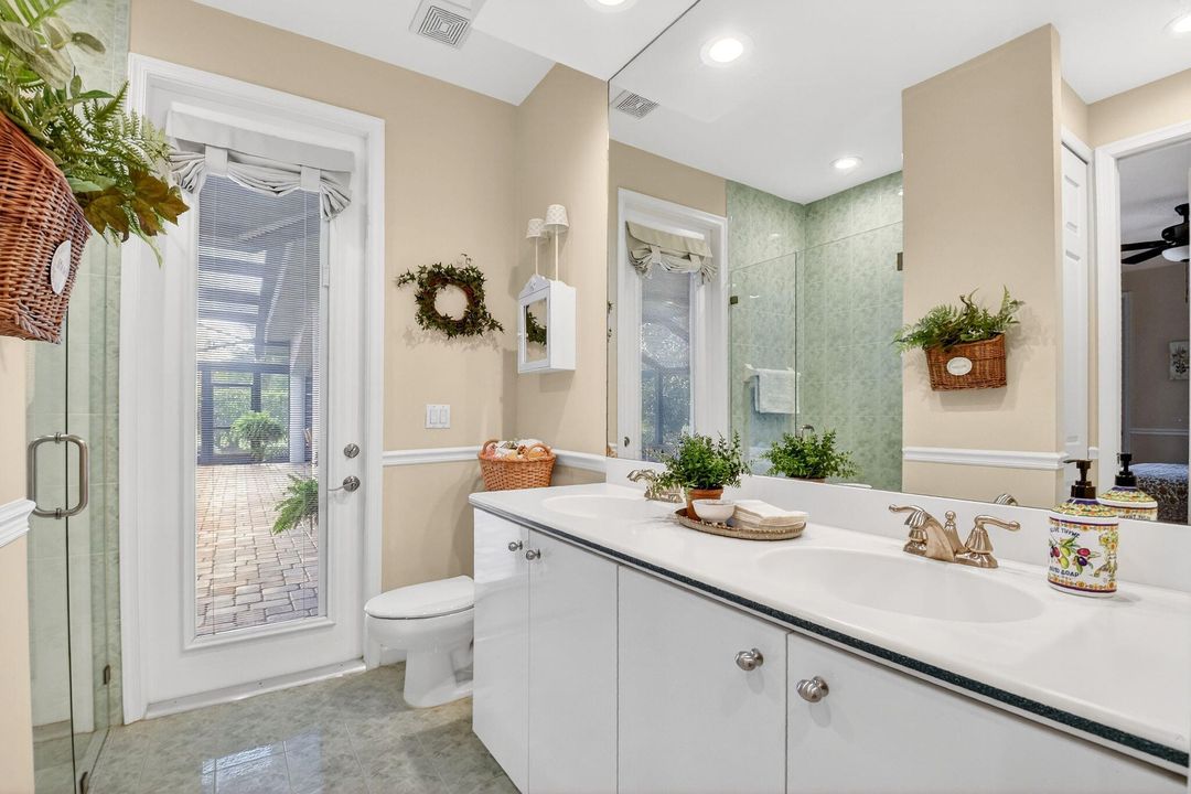 For Sale: $2,399,000 (4 beds, 3 baths, 3386 Square Feet)