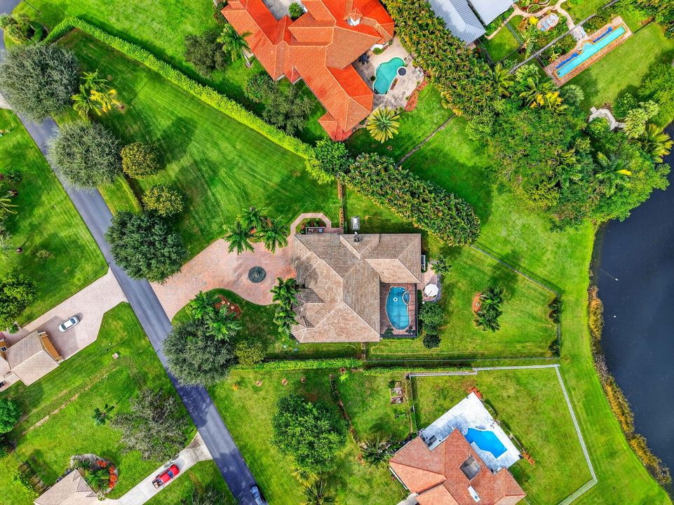 For Sale: $2,399,000 (4 beds, 3 baths, 3386 Square Feet)