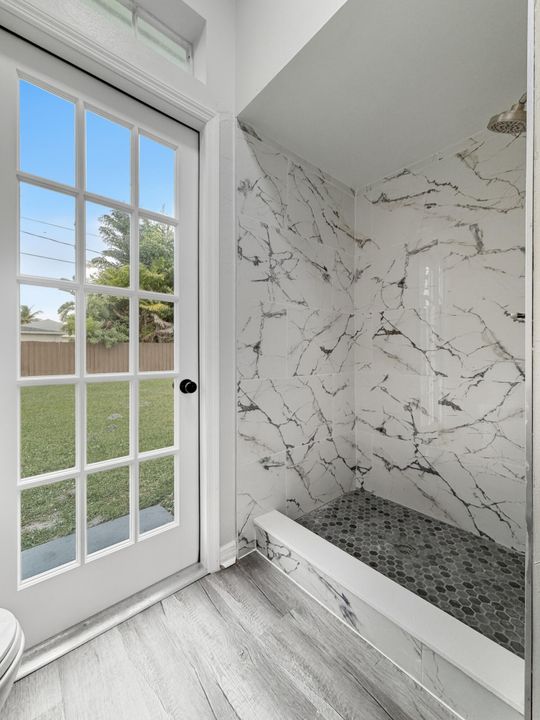 For Sale: $435,000 (3 beds, 2 baths, 1623 Square Feet)