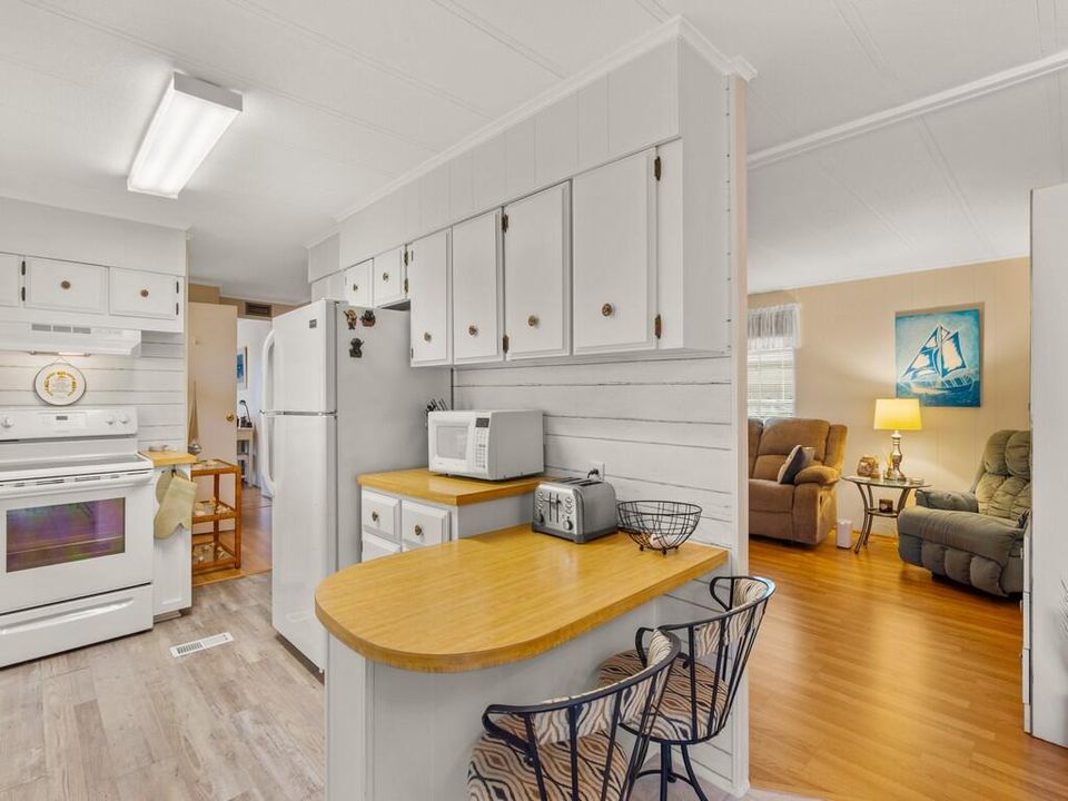 En Venta: $84,000 (2 camas, 2 baños, 1350 Pies cuadrados)