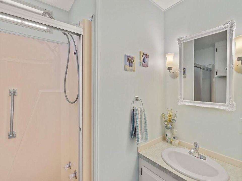 En Venta: $84,000 (2 camas, 2 baños, 1350 Pies cuadrados)