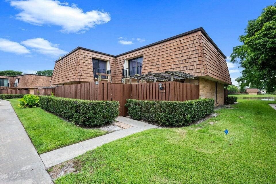 На продажу: $329,900 (3 спален, 3 ванн, 1488 Квадратных фут)