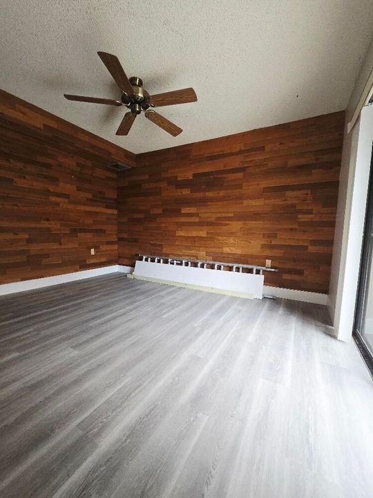 На продажу: $329,900 (3 спален, 3 ванн, 1488 Квадратных фут)