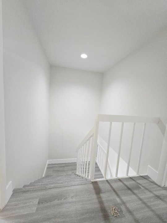 На продажу: $329,900 (3 спален, 3 ванн, 1488 Квадратных фут)