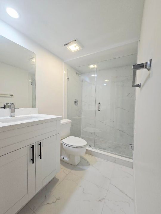 На продажу: $329,900 (3 спален, 3 ванн, 1488 Квадратных фут)