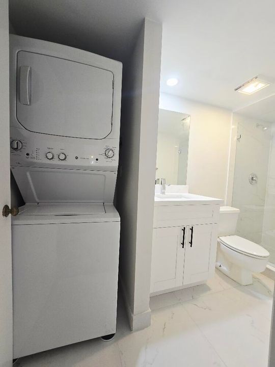 На продажу: $329,900 (3 спален, 3 ванн, 1488 Квадратных фут)