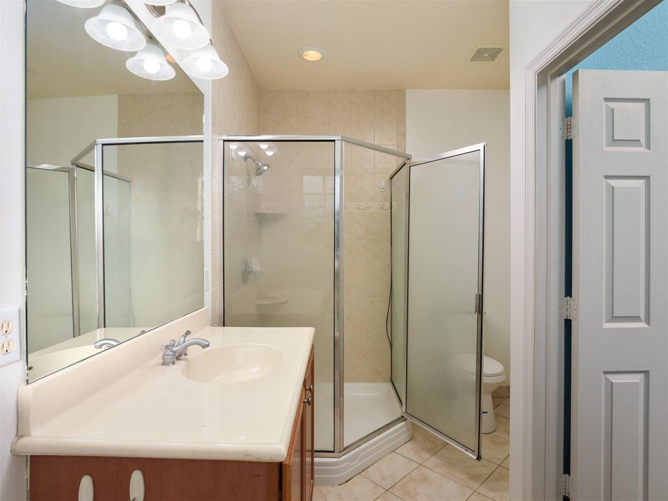 待售: $500,000 (2 贝兹, 2 浴室, 1597 平方英尺)