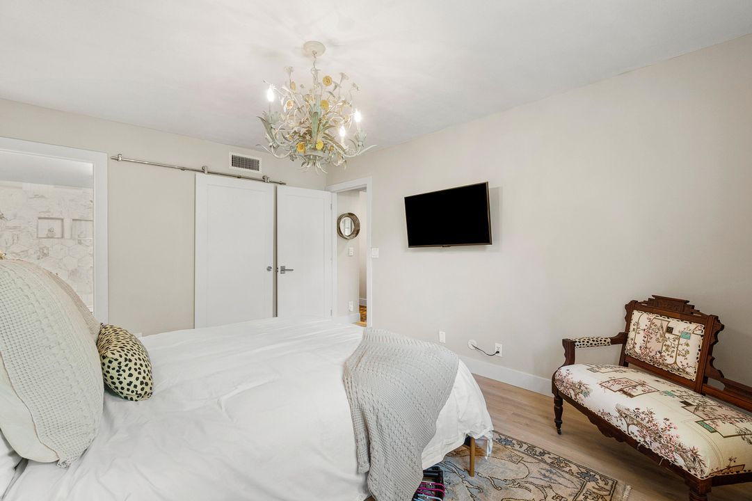 En Venta: $299,000 (2 camas, 2 baños, 964 Pies cuadrados)