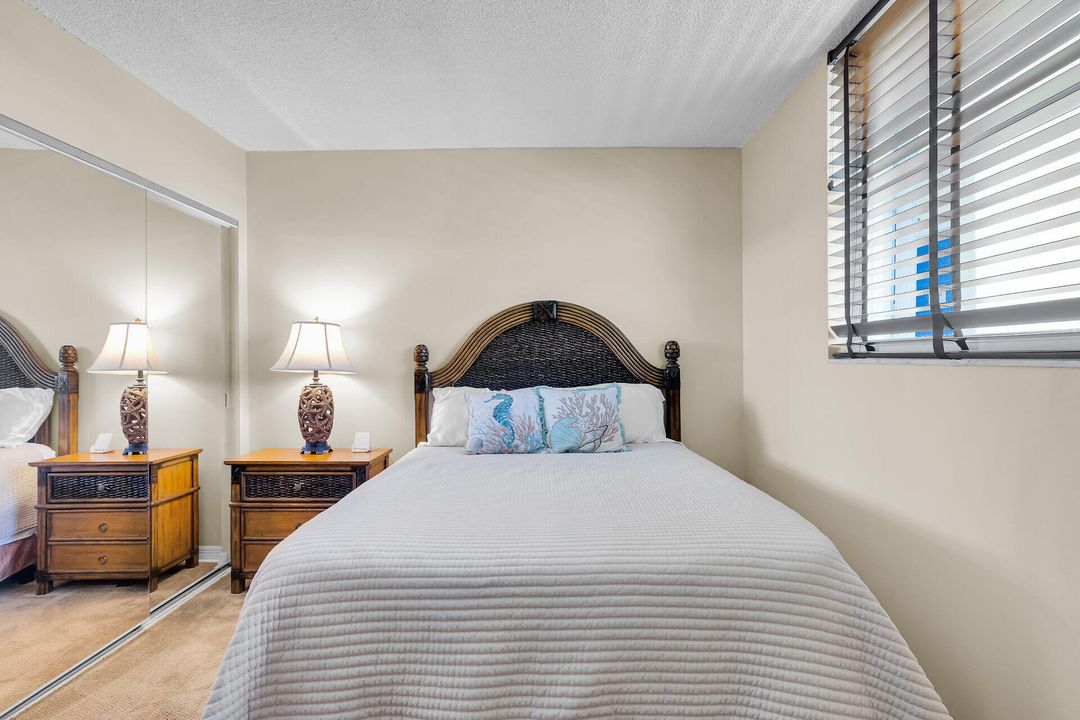 На продажу: $649,000 (2 спален, 2 ванн, 853 Квадратных фут)