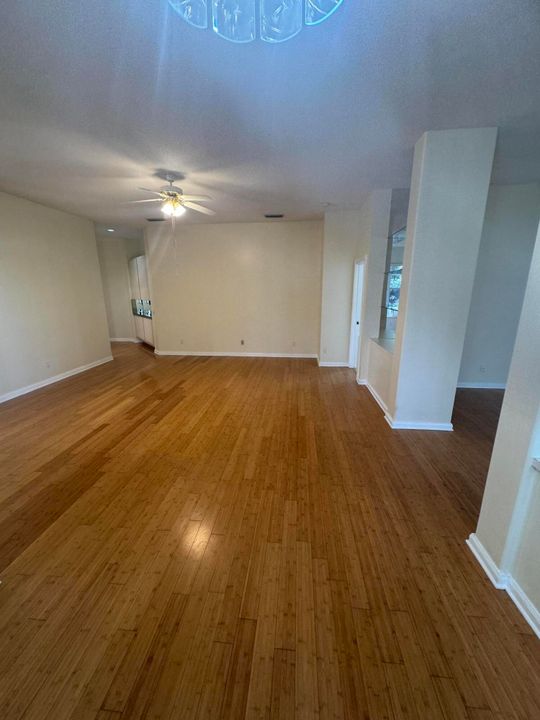 В аренду: $3,500 (3 спален, 2 ванн, 1968 Квадратных фут)