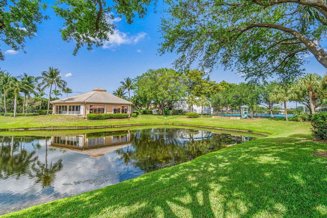 En Renta: $3,100 (2 camas, 2 baños, 1379 Pies cuadrados)