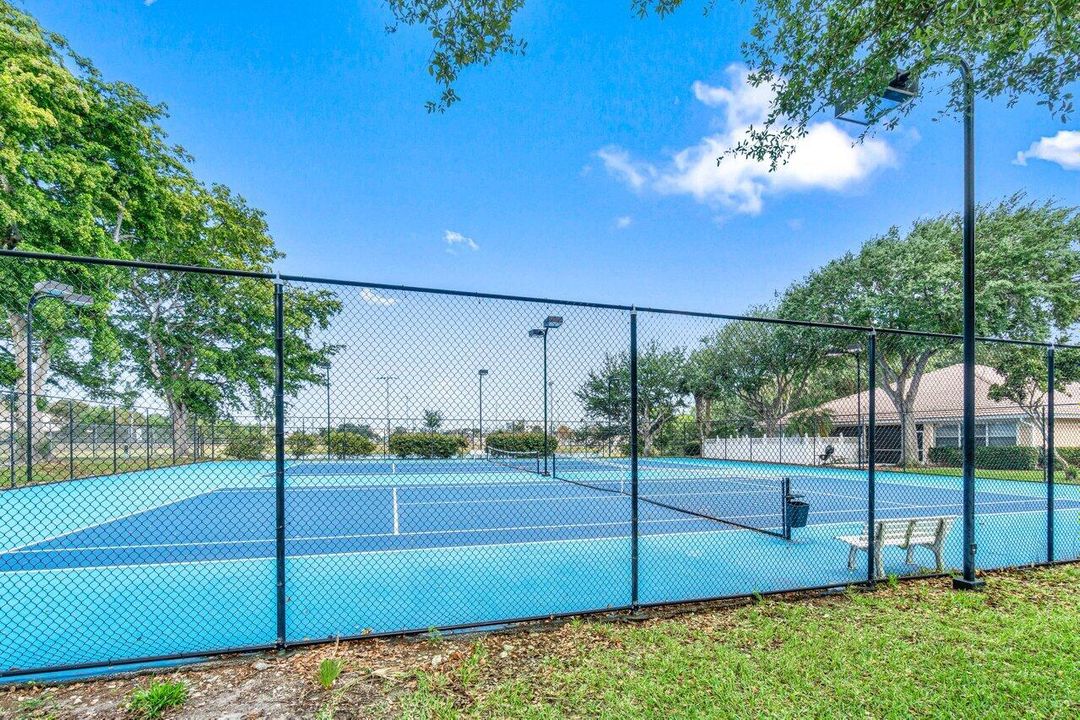 En Renta: $3,100 (2 camas, 2 baños, 1379 Pies cuadrados)