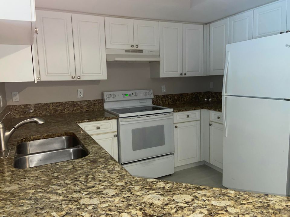 En Renta: $2,300 (2 camas, 2 baños, 1107 Pies cuadrados)