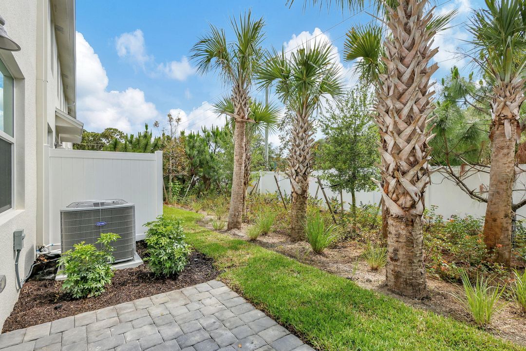 For Rent: $2,800 (3 beds, 2 baths, 1475 Square Feet)