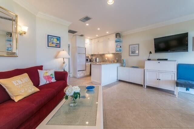 В аренду: $2,900 (1 спален, 1 ванн, 520 Квадратных фут)