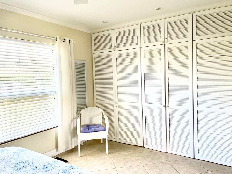 В аренду: $2,900 (1 спален, 1 ванн, 520 Квадратных фут)