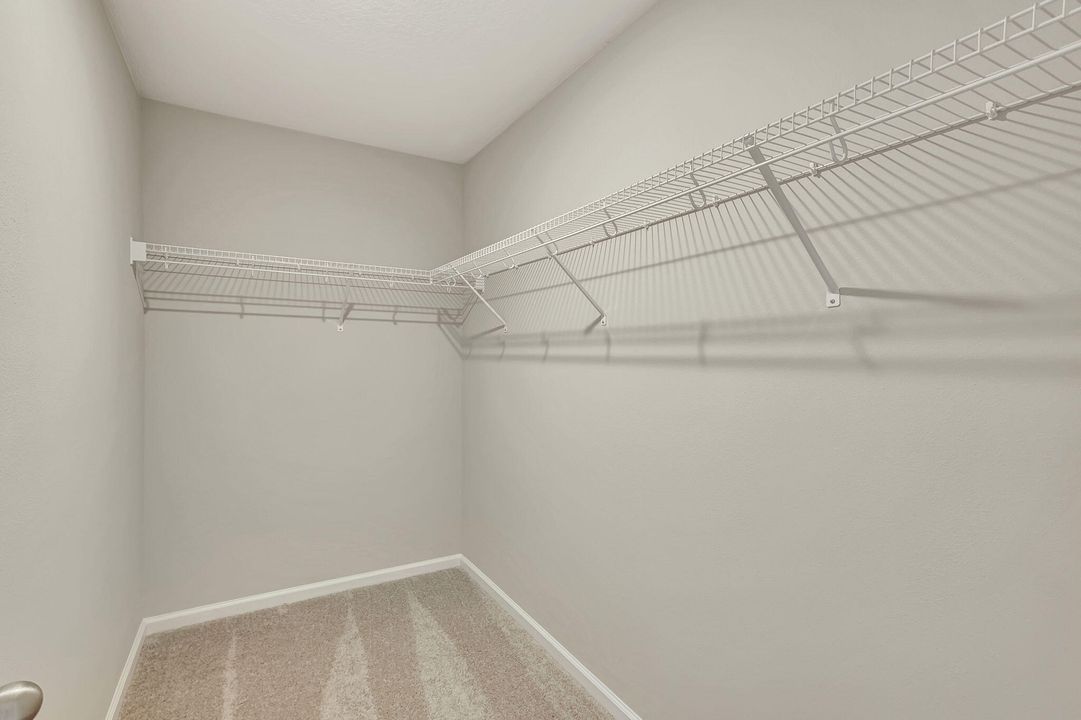 For Rent: $2,800 (3 beds, 2 baths, 1475 Square Feet)