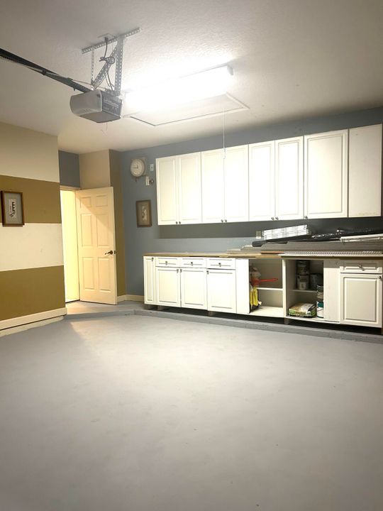 For Rent: $3,000 (3 beds, 2 baths, 1423 Square Feet)