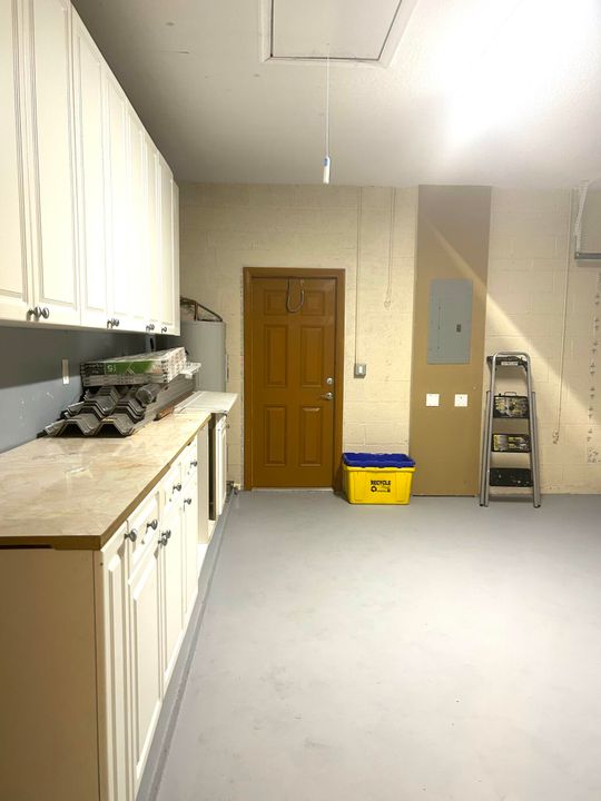 For Rent: $3,000 (3 beds, 2 baths, 1423 Square Feet)