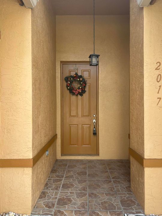 For Rent: $3,000 (3 beds, 2 baths, 1423 Square Feet)