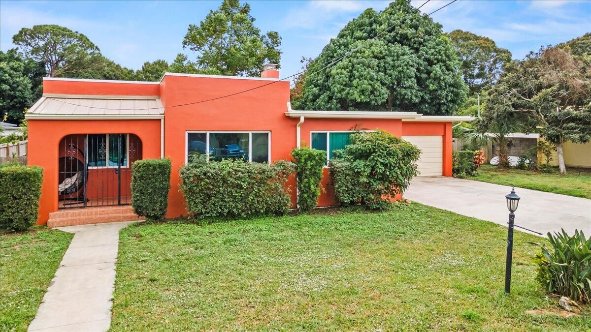 待售: $335,000 (3 贝兹, 2 浴室, 1686 平方英尺)