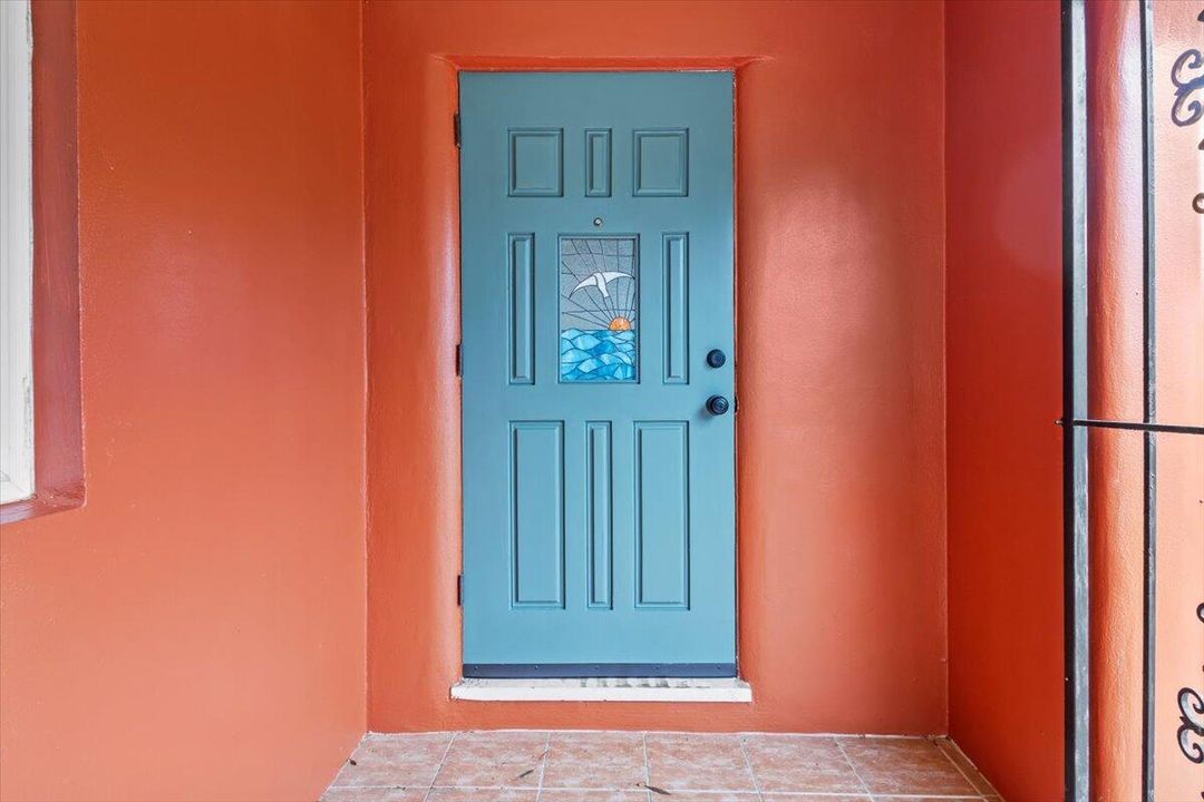 待售: $335,000 (3 贝兹, 2 浴室, 1686 平方英尺)