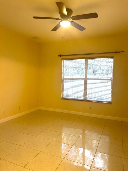 For Rent: $3,000 (3 beds, 2 baths, 1423 Square Feet)