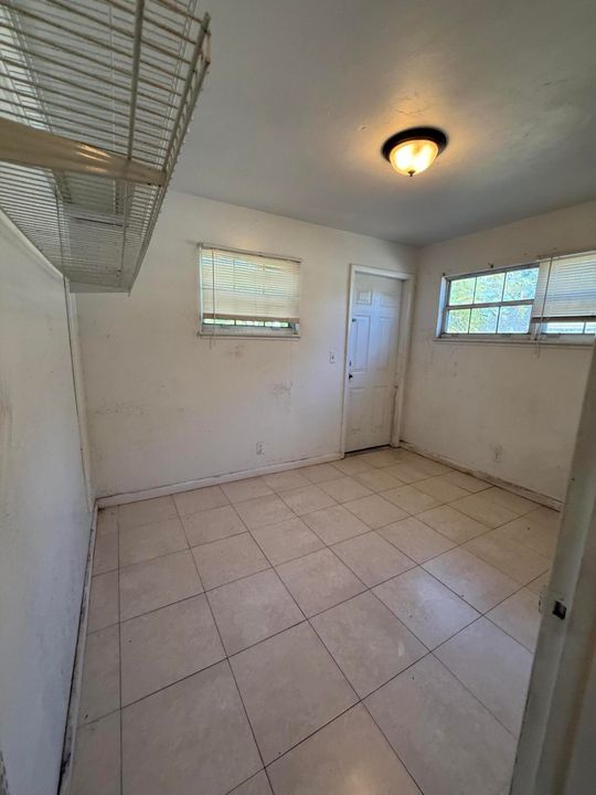 For Sale: $339,000 (3 beds, 2 baths, 1674 Square Feet)