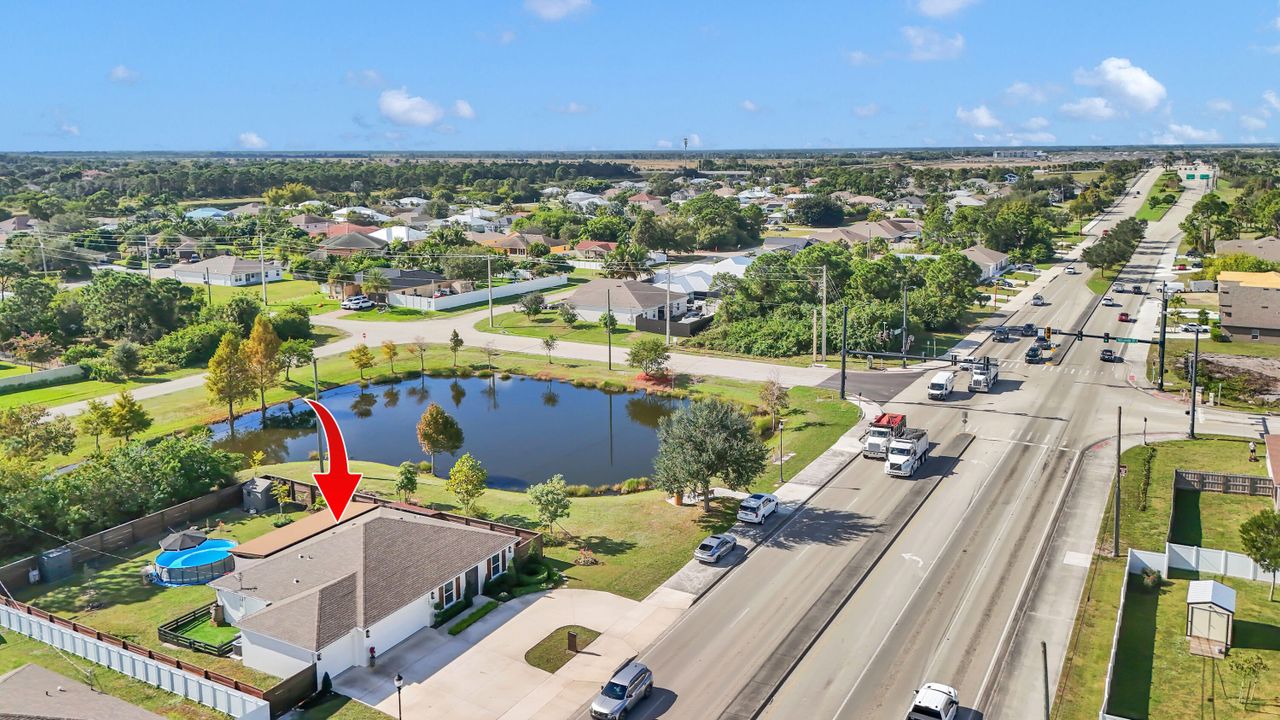 For Sale: $475,000 (3 beds, 2 baths, 1497 Square Feet)