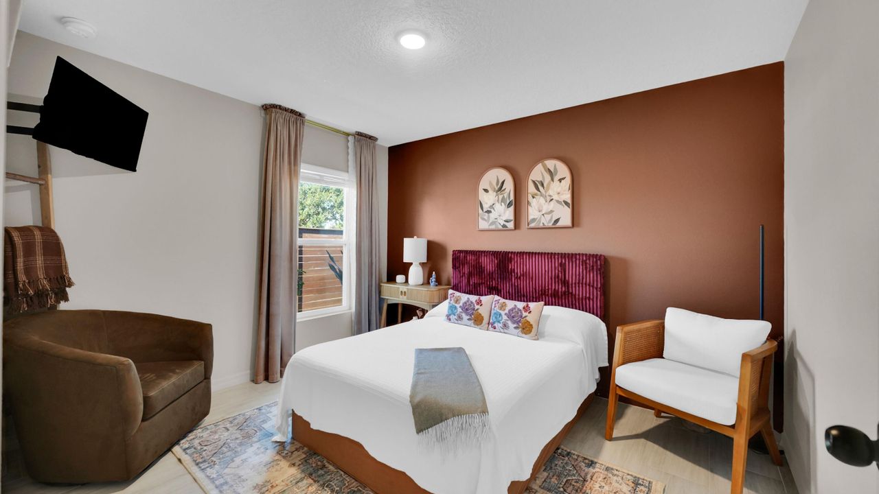 For Sale: $475,000 (3 beds, 2 baths, 1497 Square Feet)